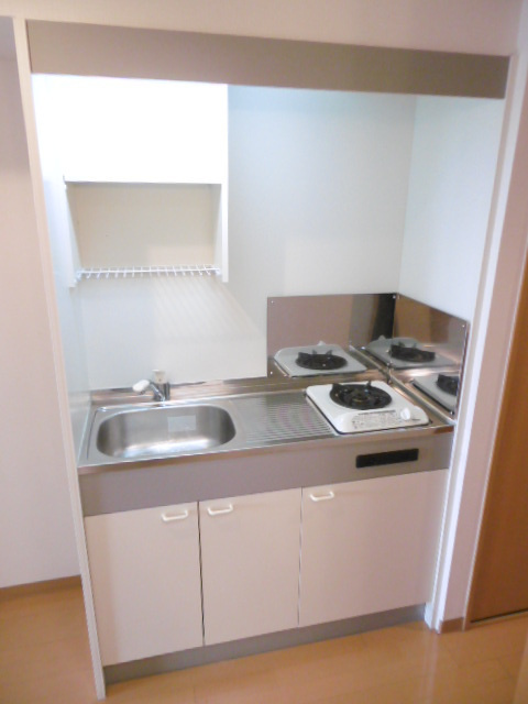 ニューシティアパートメンツ円上町のキッチン|前回募集時の写真です。
