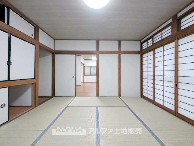 中古戸建て　八王子市暁町2丁目の和室|【Japanese-room】
◆和室◆畳和室を備えた住まい。家族のくつろぎや来客対応など、多目的に使える空間です。