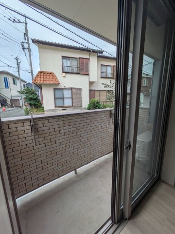 ストリーム鴨居のバルコニー