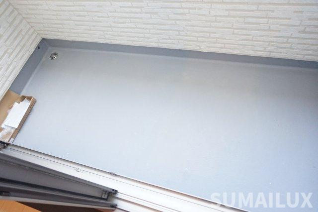 熊本市中央区新大江３丁目のアパートのバルコニー