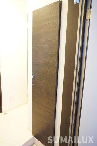 熊本市中央区新大江３丁目のアパートの玄関