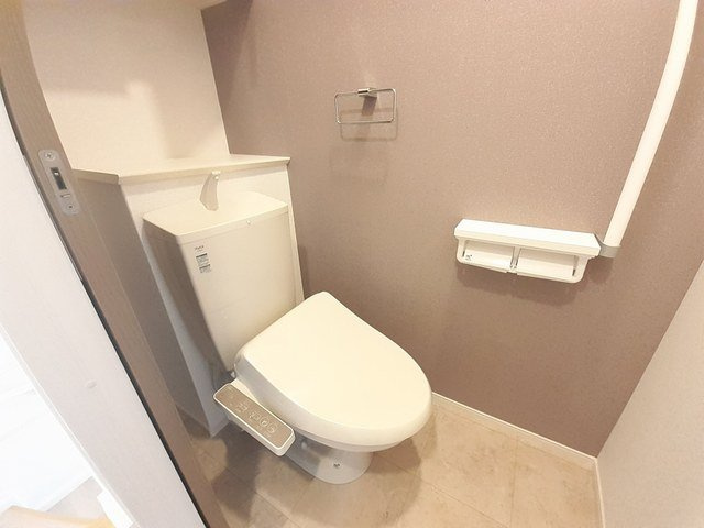 プレッソ　東加古川　Ⅲ　Ｂのトイレ