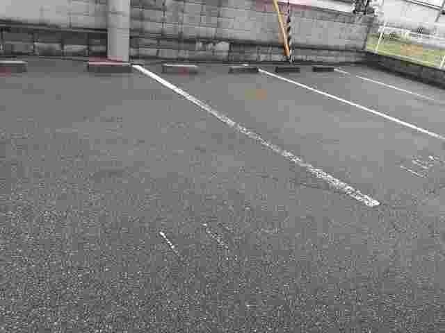 メビウスの駐車場