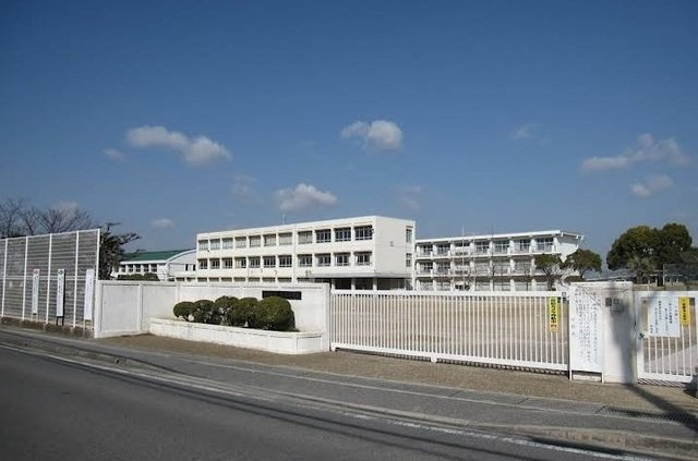 ミル　メルシィの周辺|稲美町立天満小学校まで800m