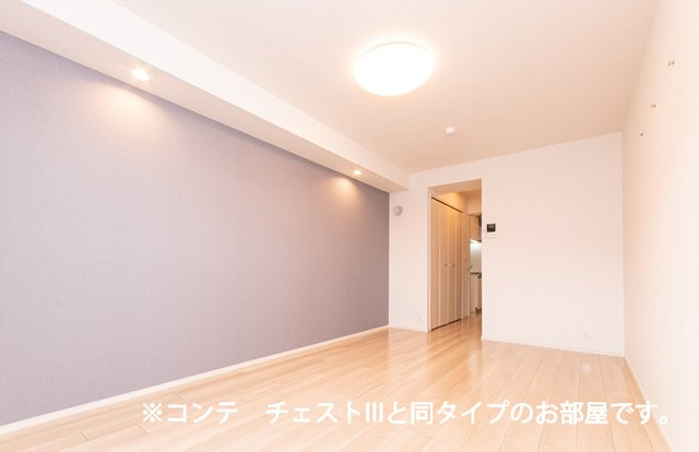 ヒカルサ加古川別府の居間・リビング