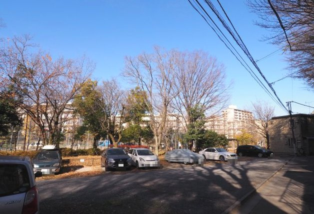 丸澤ガレージ赤羽台