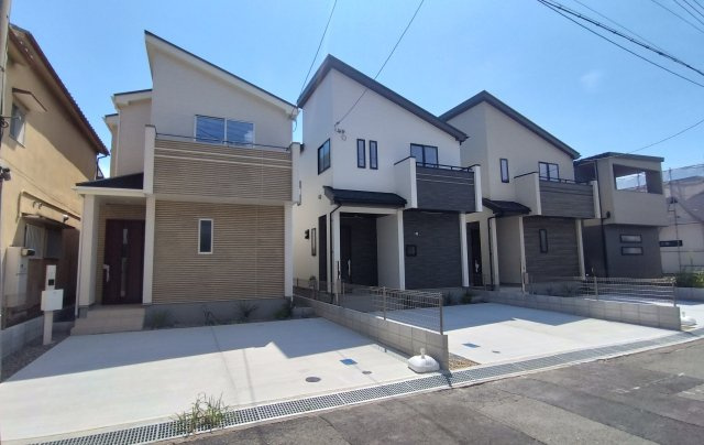 尼崎市東園田町　新築戸建
