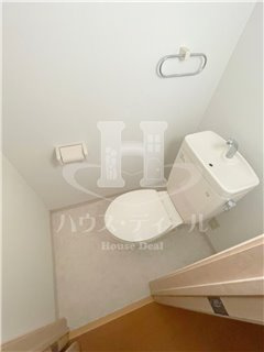 【トイレ】 | クレセント | コンパクトで使いやすいトイレです