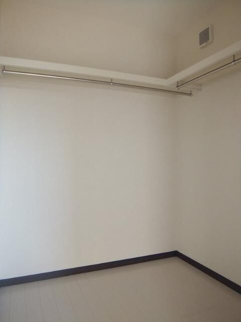町田市相原町のアパートの収納