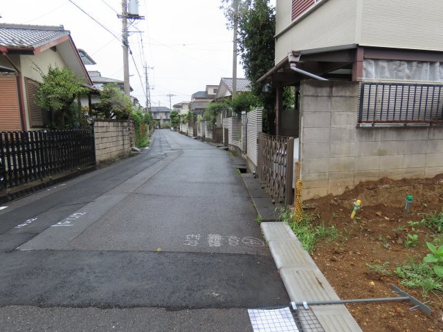 坂戸市清水町売地の前面道路含む現地写真