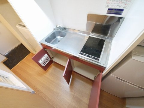 レオパレスプレミエ　エトワールのキッチン|キッチンでお料理をお楽しみください