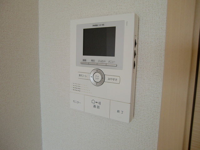 ハイビレッジ六甲のセキュリティ|モニター付インターフォン