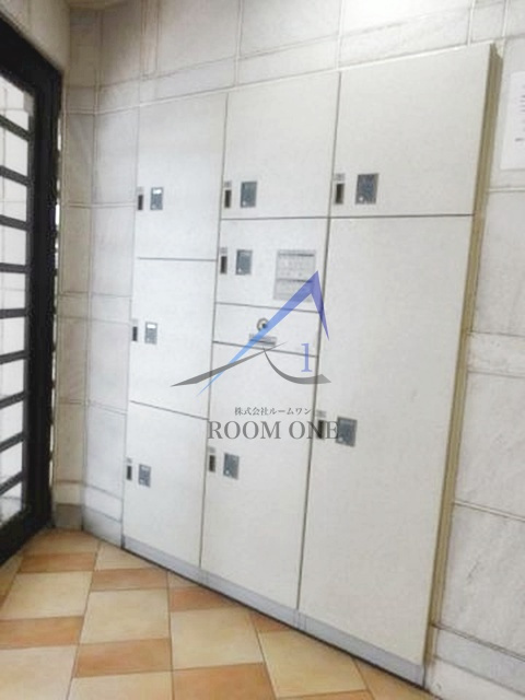 サンテミリオン神田東のその他共用部分|宅配ボックスです。