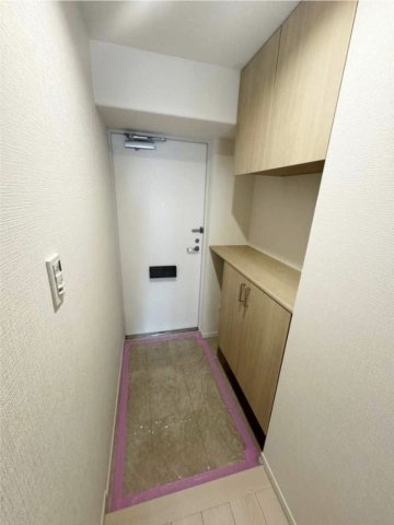 ビューパレー柏若柴の玄関