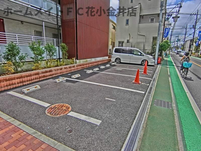 【駐車場】 | リブリ・アイリスS | カースペースがあります