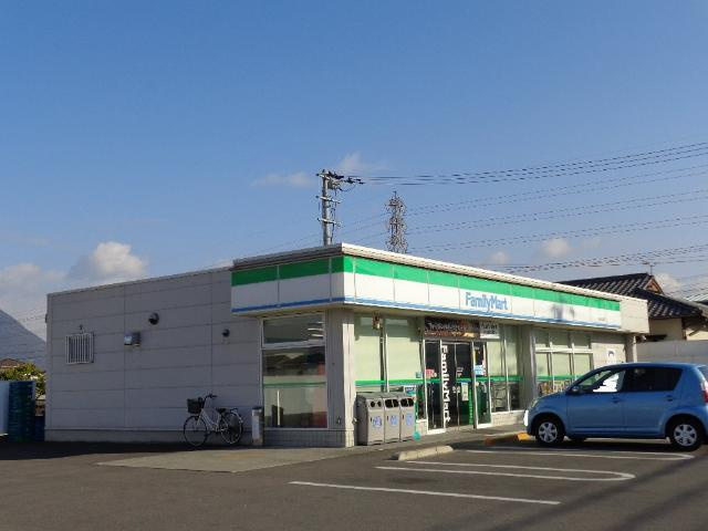 プランドールの周辺|ファミリーマート丸亀山北町店まで797ｍ