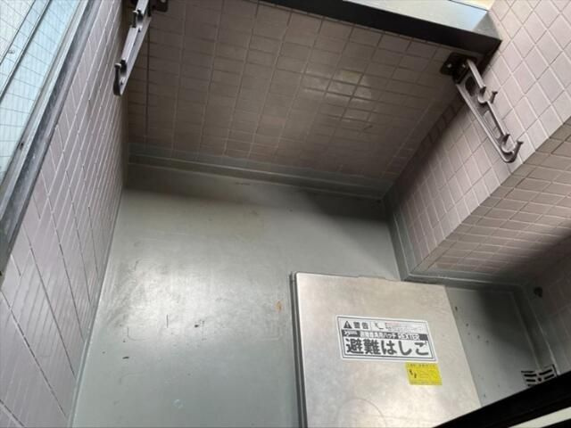 斉藤ビルのバルコニー