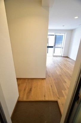 Ｇａｒｄｅｎｓ　Ｆｌａｔの玄関