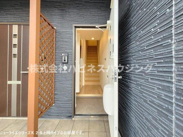ジェルメ柏Ｂ棟の玄関