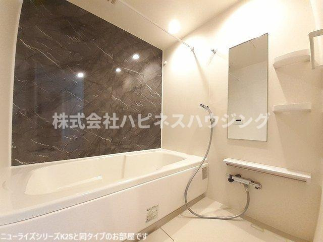 ジェルメ柏Ｂ棟の浴室