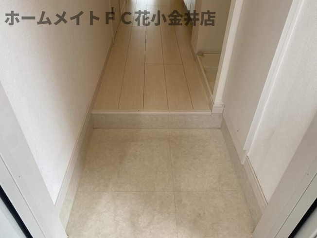 【玄関】 | リブリ・Y's諏訪町 | ゆったりとした玄関です