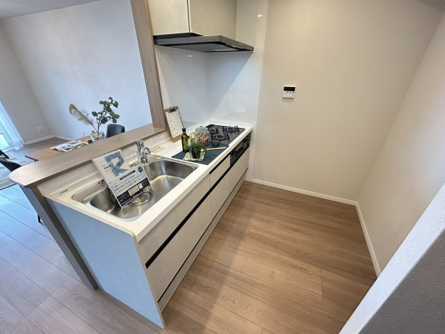 【キッチン】 | 夙川ビューハイツＢ棟 | きれいなキッチンです