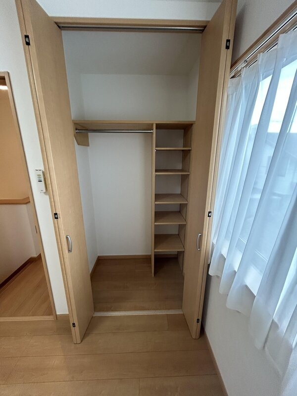 西つつじヶ丘２丁目テラスハウスの収納
