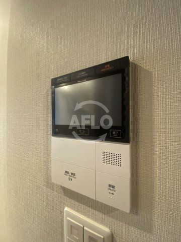 プレミストタワー靱本町　明治小学校区のセキュリティ|プレミストタワー靭本町　TVモニター付きインターホン