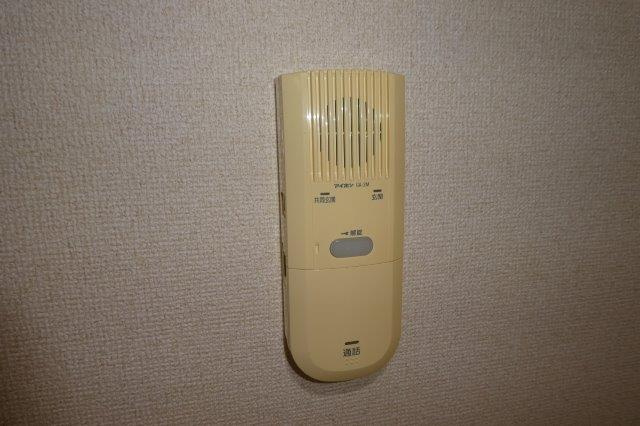 グランディールAのセキュリティ|オートロック連動インターホン