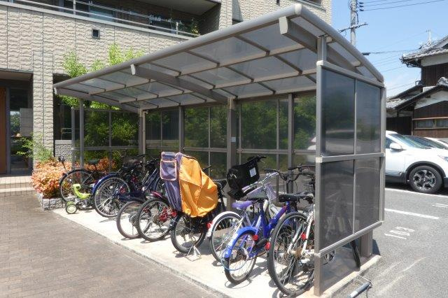 グランディールAのその他共用部分|自転車置き場