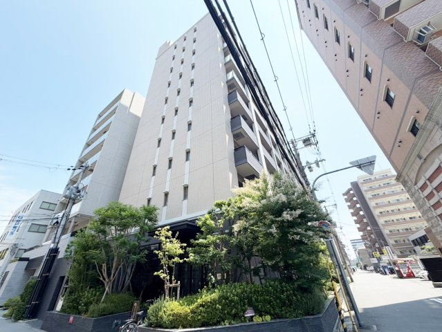 セイル江坂公園の外観