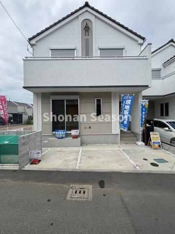 【現地画像あり】茅ヶ崎市中島　中古戸建　86.18平米の外観|まだまだ設備新しく快適な2024年築◎
まずは１度見にいらしてみませんか♪