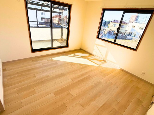 平井町戸建の洋室|                                                  