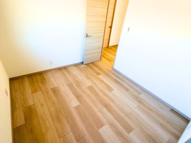 平井町戸建の洋室|                                                  