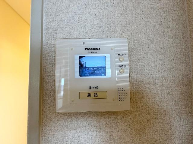 ヴィラロイヤルの内装|カメラ付インターホン