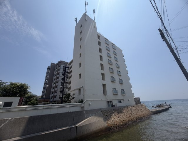 イトーピア塩屋の外観
