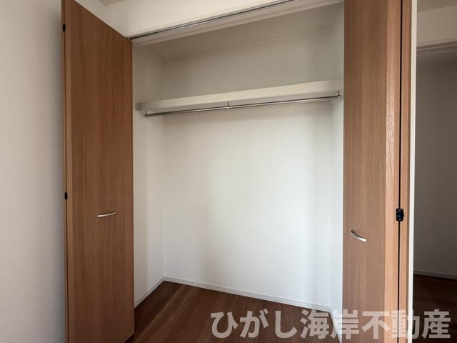 茅ヶ崎市中島　中古戸建の収納|各居室　収納スペース付き