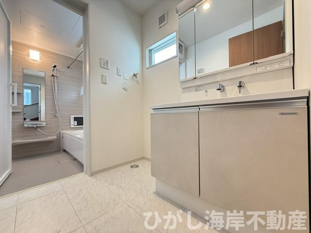 茅ヶ崎市中島　中古戸建の脱衣所|脱衣スペース