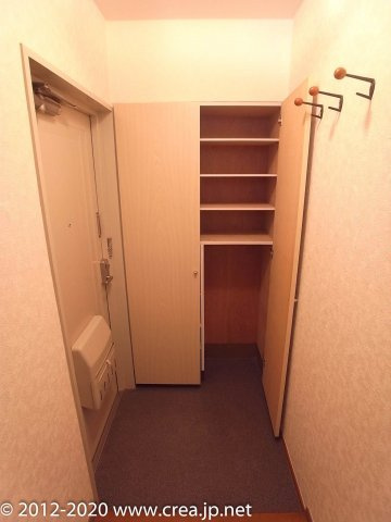 志木アーバンハイツの玄関