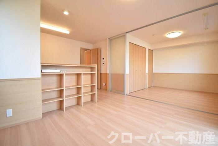 セジュール澄Ⅲ B棟の洋室|ＬＤＫ１１．１帖～北東洋室４．５帖