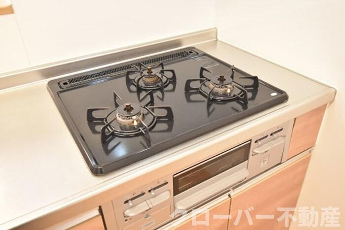 セジュール澄Ⅲ B棟のキッチン|ガスコンロ