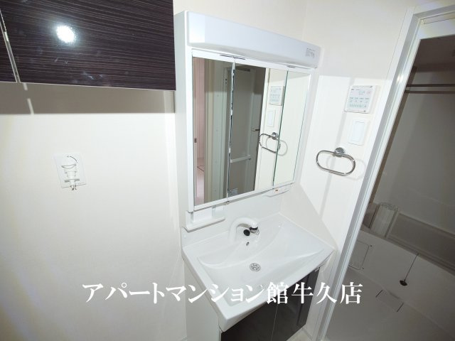 グリーンコートつくばの独立洗面台