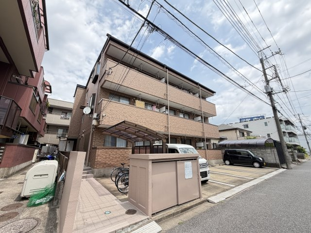サイワハイツの外観
