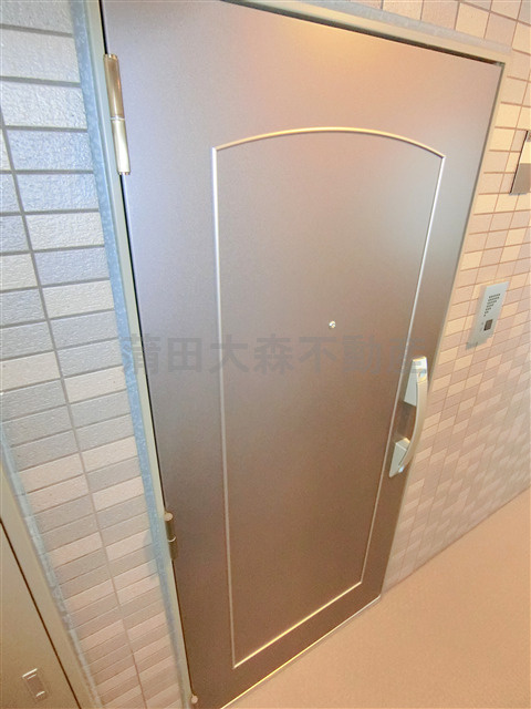 ルーブル蒲田本町の玄関