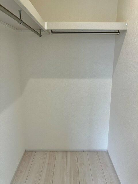 磯辺戸建の収納