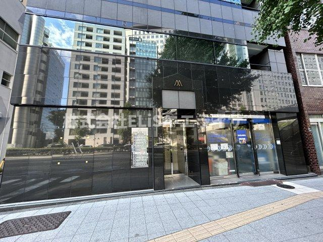 西新宿水間ビル　５Fのエントランス