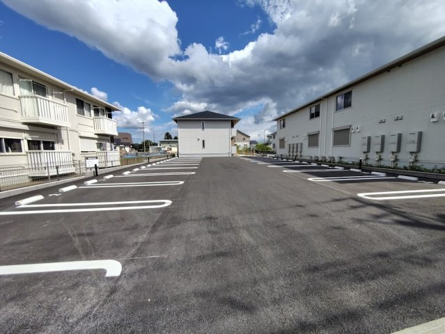D-Invest田宮の駐車場