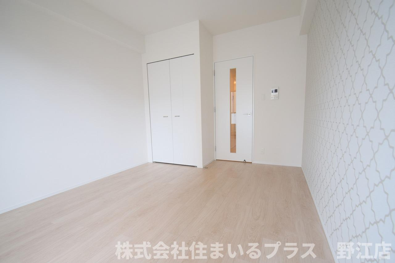 SK RESIDENCES 放出の居間・リビング
