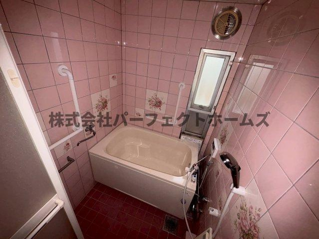 藤阪ハイツA1棟の浴室|お風呂です