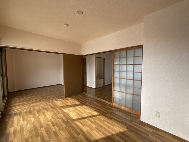 【洋室】 | グリーンヒル2 | 西向きのお部屋です